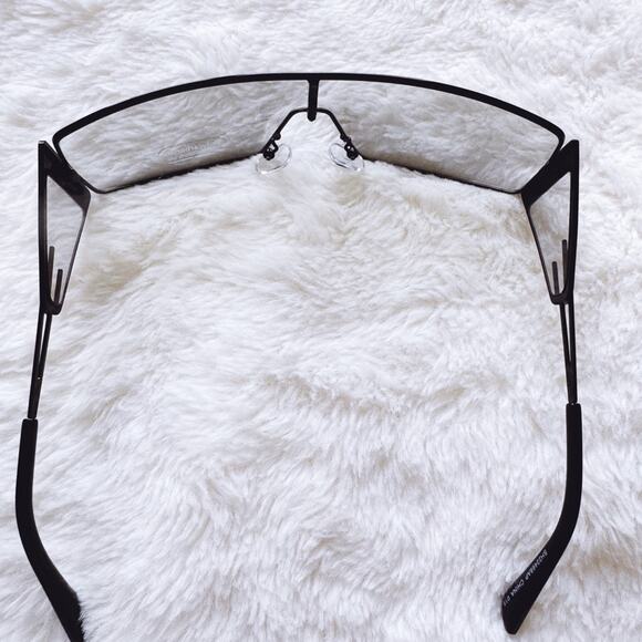 Shane Clear Black Wrap-Around Sunglasses - Picture 6 of 13